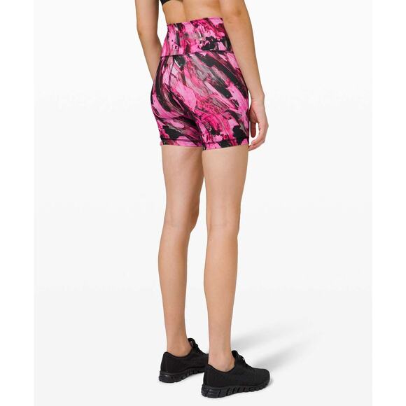 Lululemon Wunder Train High-Rise Short 6" in Pink Black Print size 6 - Picture 6 of 8